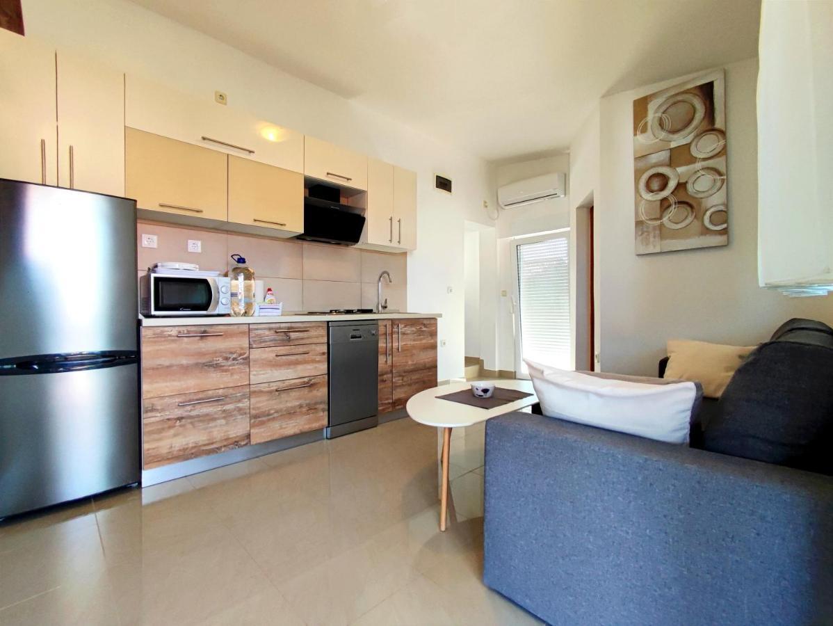 ויר Apartments Jolic מראה חיצוני תמונה