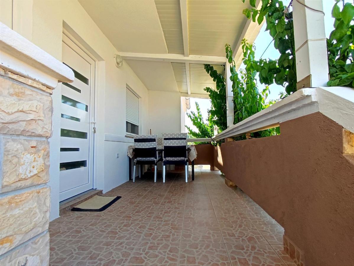ויר Apartments Jolic מראה חיצוני תמונה
