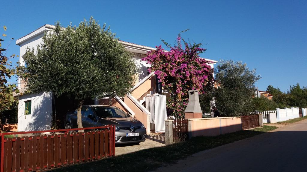 ויר Apartments Jolic מראה חיצוני תמונה