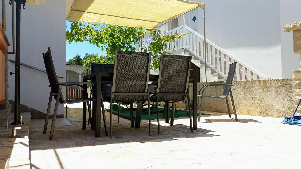 ויר Apartments Jolic מראה חיצוני תמונה